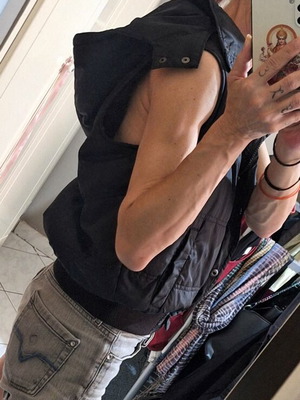 Pink Woman Black Vest sleeveless jacket size S like new