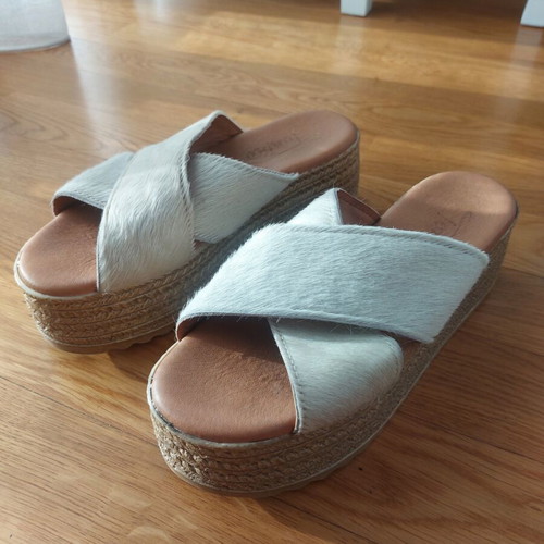 Flatforms leather size 37 like new beige and brown