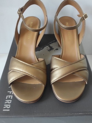 Paola Ferri leather sandals, gold, size 41, 7cm heel