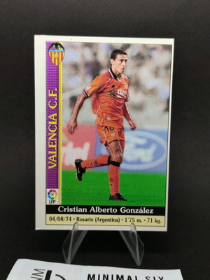 Kily Gonzalez Valencia 1999-2000 collectible card used