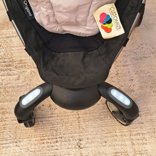 4moms Origami stroller new with charger and advanced features