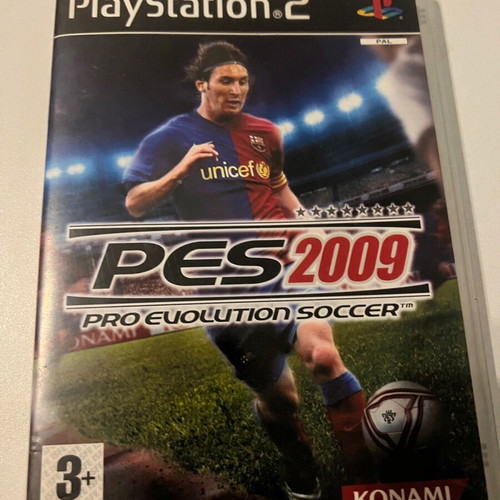 PES 2010 and PES 2009 case and manual like new bundle