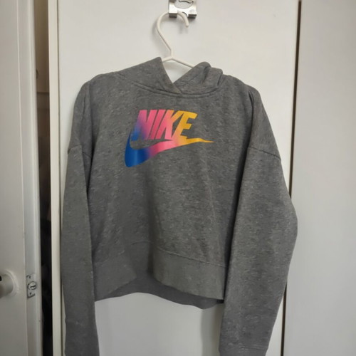 Nike sweatshirt gray with fleece lining and hood like new