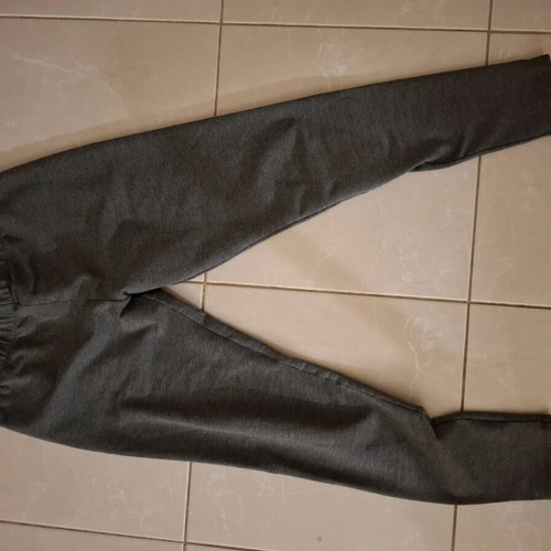 Warm grey leggings like new with fleece lining, size M/L
