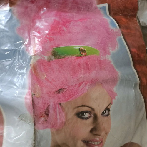 Carnival wig xxl punk queen in red color new