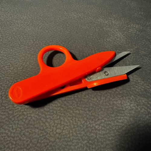 Thread snipping scissors like new
