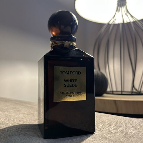 Tom Ford White Suede Eau de Parfum 250 ml like new
