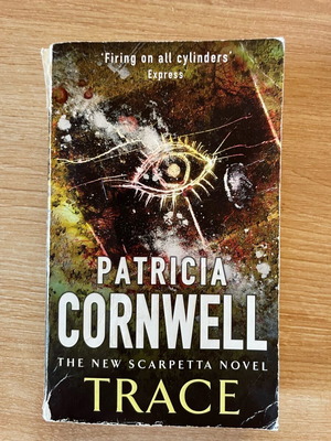 Trace μυθιστόρημα Patricia Cornwell μεταχειρισμένο στα αγγλικά