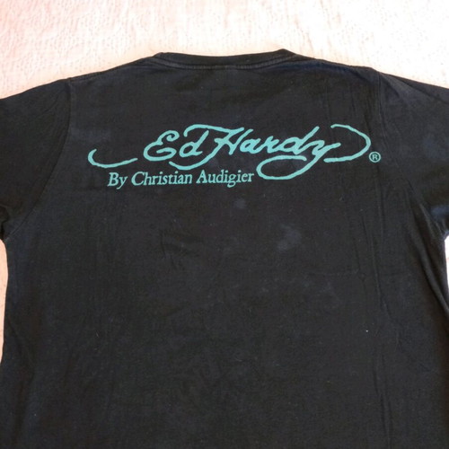 Ed Hardy T-shirt used in good condition, size S, black with multicolor design