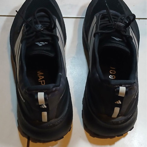 Adidas Ultraboost 5 Climawarm new, size 44, black sports shoes