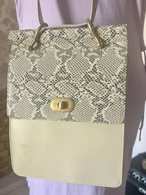 Shoulder bag crossbody like new, gray and beige