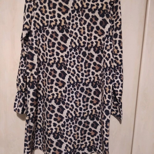 Dress straight cut leopard print like new, one size, beige brown