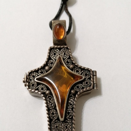 Vintage filigree opening cross from 925 silver, amber and ebony new