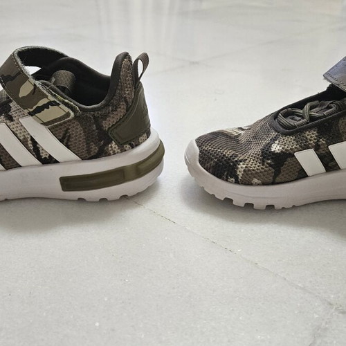 Adidas children's athletic shoes like new, camouflage design, size 25