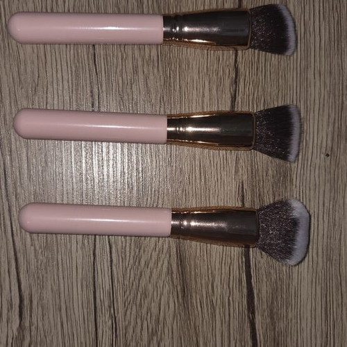 Makeup brush set new, pack of 3