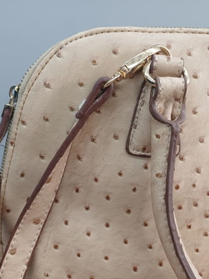 Carpisa beige handbag like new