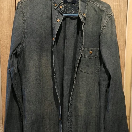 Pull & Bear denim shirt used, size Medium, blue