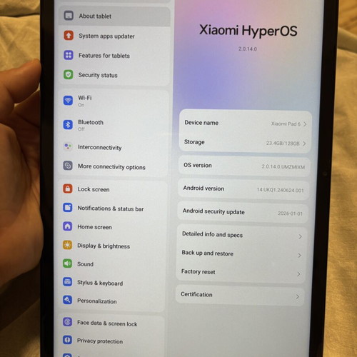 Xiaomi Pad 6 tablet like new with pen and accessories