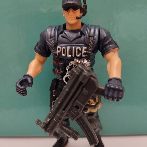 Police Force vs Bad Guys Chap Mei figure used with accessories