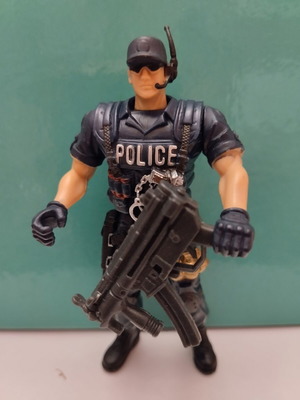 Police Force vs Bad Guys Chap Mei figure used with accessories
