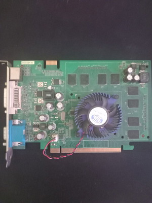 NVIDIA GeForce 8600 GT 512MB DDR2 graphics card, good condition