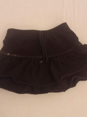 Παιδική φούστα Benetton μεταχειρισμένη, μαύρη, μέγεθος 92 cm για 2 ετών