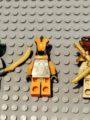 Lego Ninjago snakes minifigures used