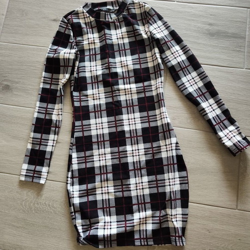 Women's dress new, black and white, size XS
