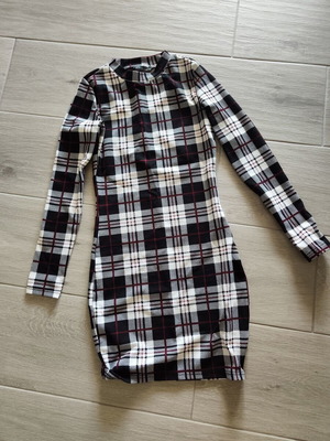 Women's dress new, black and white, size XS