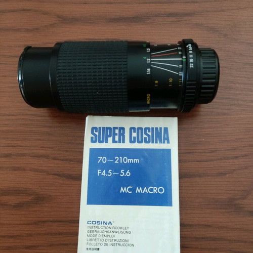 Super Cosina 70-210mm MC Macro camera lens like new