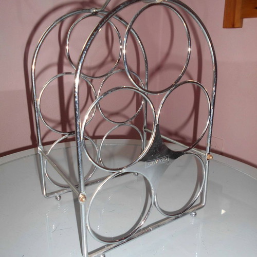 Metal wine rack for 5 bottles like new