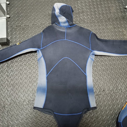Mares Thermic 5mm Spearfishing Suit used, Large