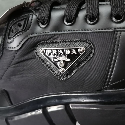 Prada sports shoes new, black and red