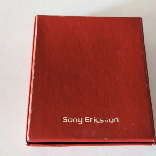 Sony Ericsson metal pendant like new heart-shaped with chain