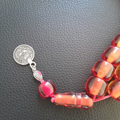 Komboloi 33 beads made of old mastic, like new
