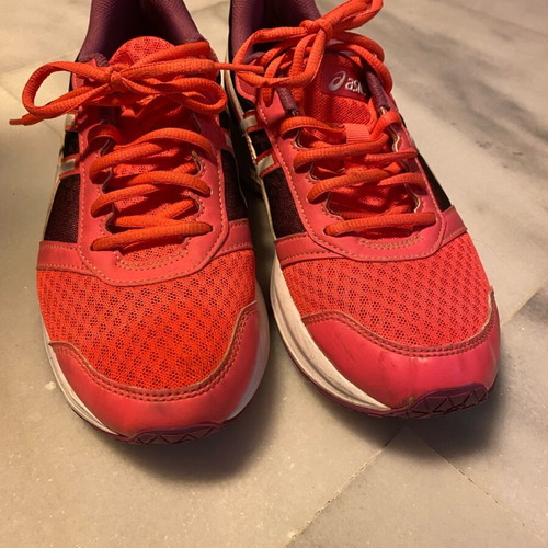 Asics women's athletic shoes size 39.5 pink used