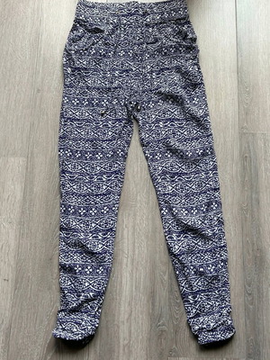 Women's pants like new, white and blue, size XXS