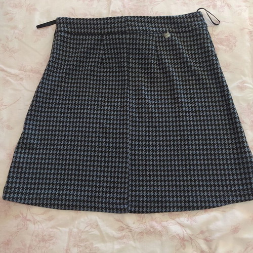 Attrattivo mini winter skirt like new, gray checkered