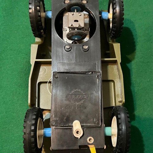 Lyra Jeep battery toy like new in box