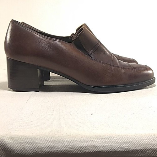 Elite brown leather pumps size 39 used