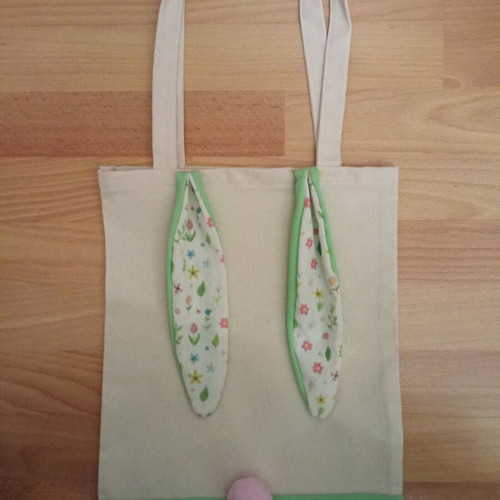 Children's Easter handmade shoulder shopping bag like new with bunny design