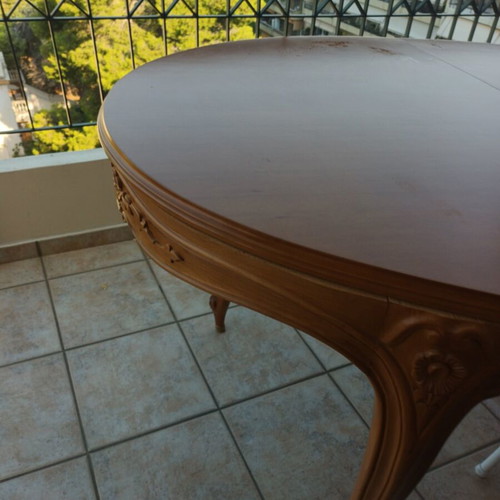 Wooden dining table like new, extendable 1.5-2m