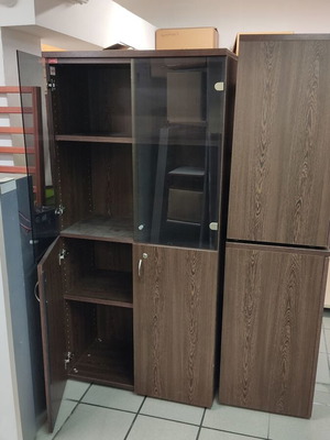 Sato bookcase glass and wood like new with 2 shelves