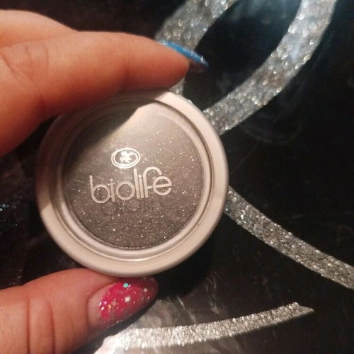 Biolife eyeshadow new, black iridescent