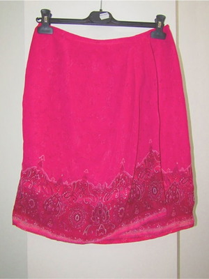 Boho skirt L fuchsia new with tag