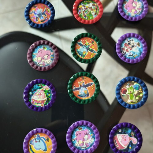Pokemon lot of caps like new