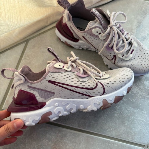 Nike women's athletic shoes like new, size 36.5, purple