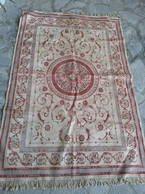 Rug used 200×167 cm