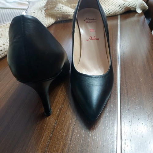 Leather pumps used, black, size 39