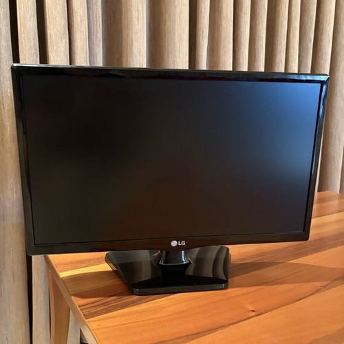 LG 22in monitor like new